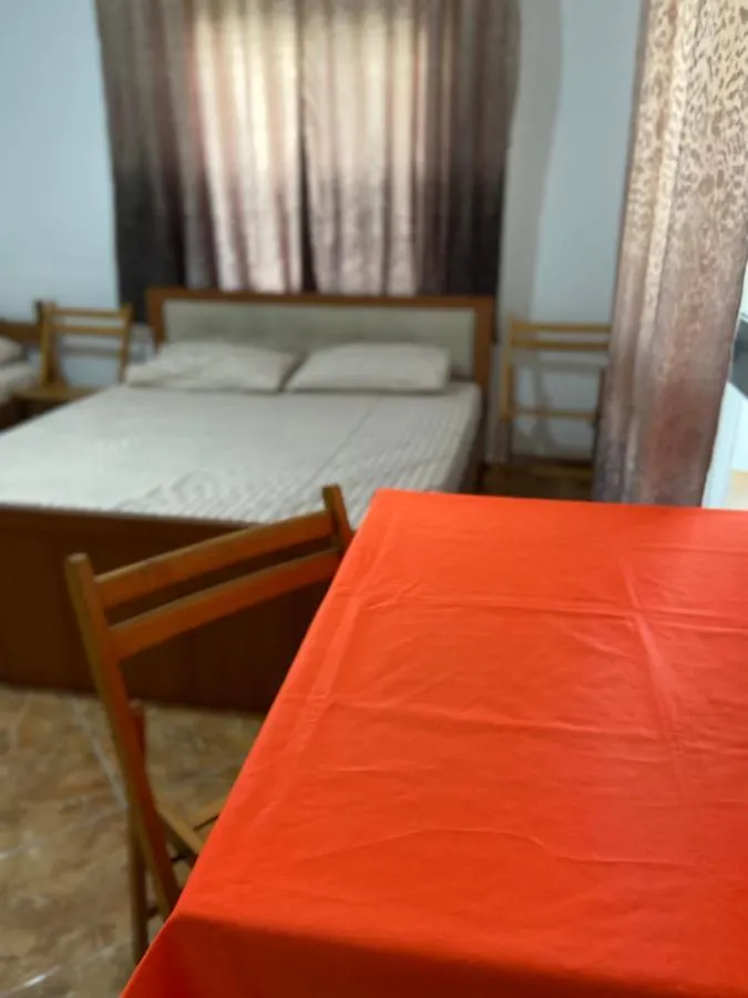 Villa Osmani Durres 0*,  Albania
