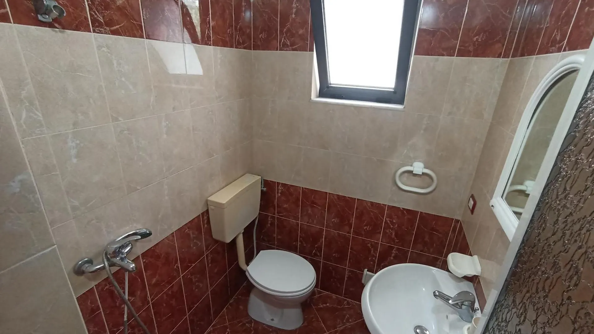 Villa Osmani Durres 0*,  Albania
